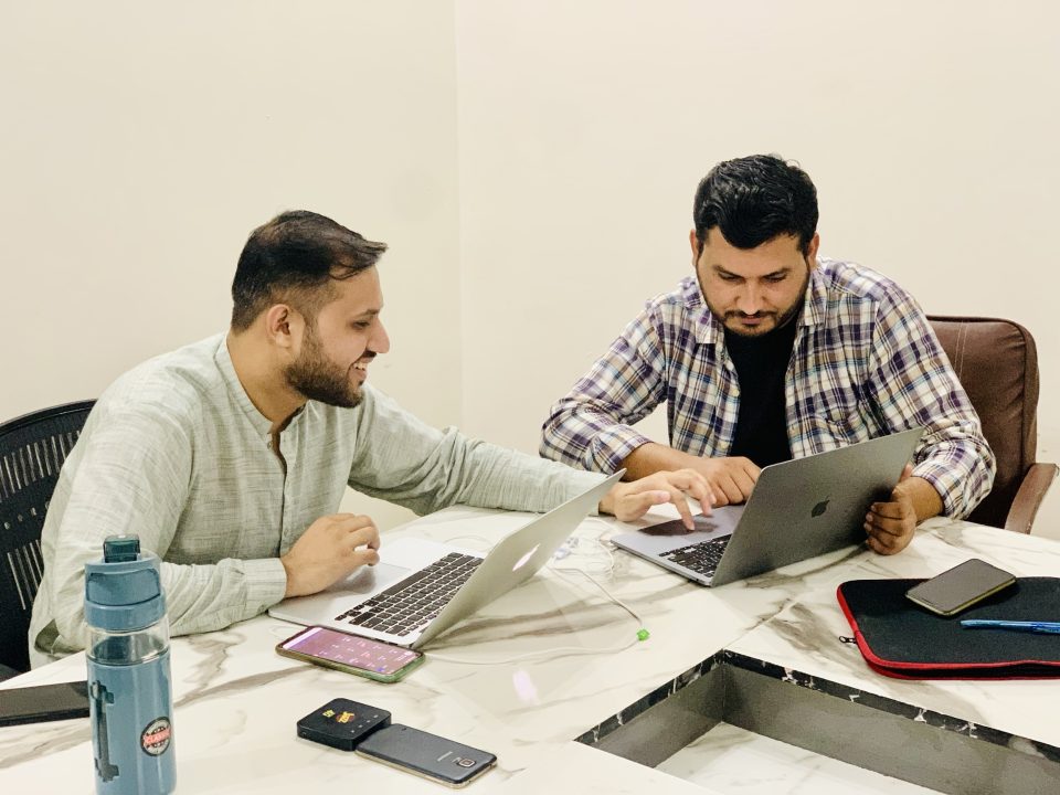 app development team in rahim yar khan